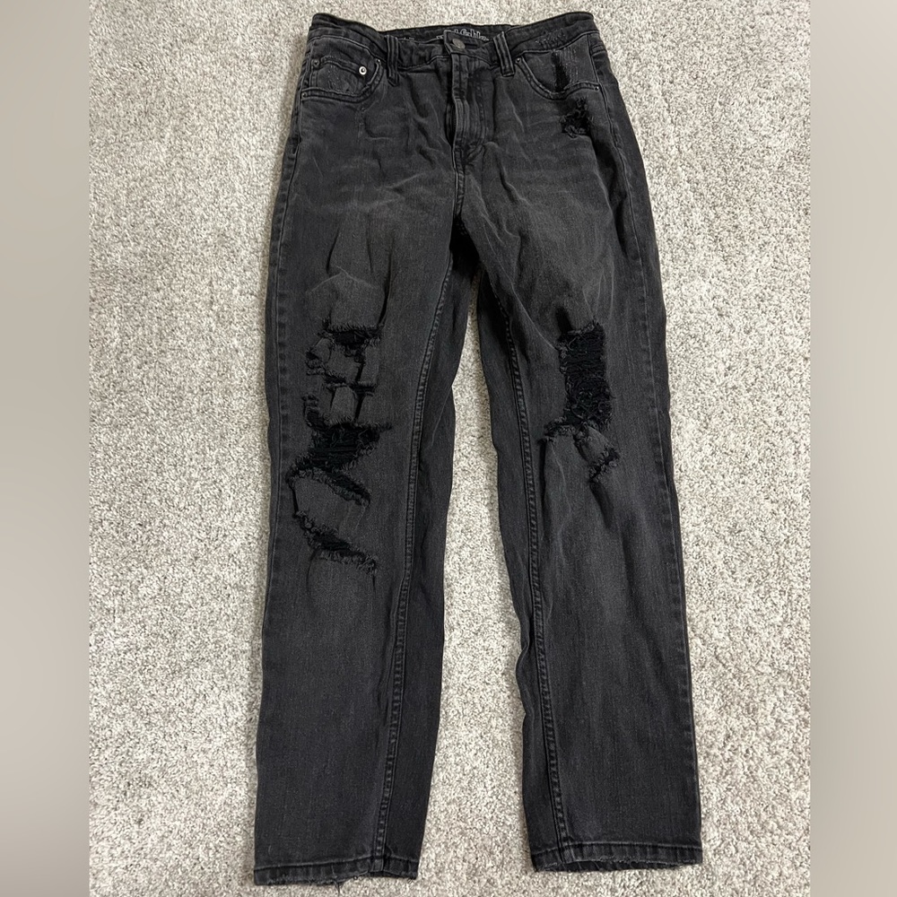 High rise ripped jeans